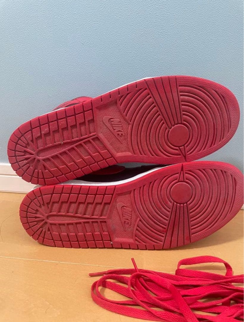 Nike Air Jordan 1 ブラック/レッド