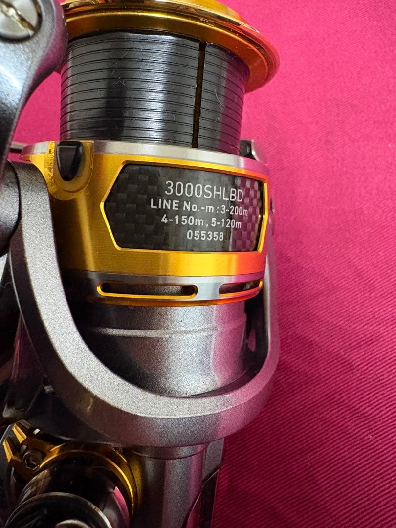 ダイワ トーナメント ISO 3000SH-LBD レバーブレーキ 磯用