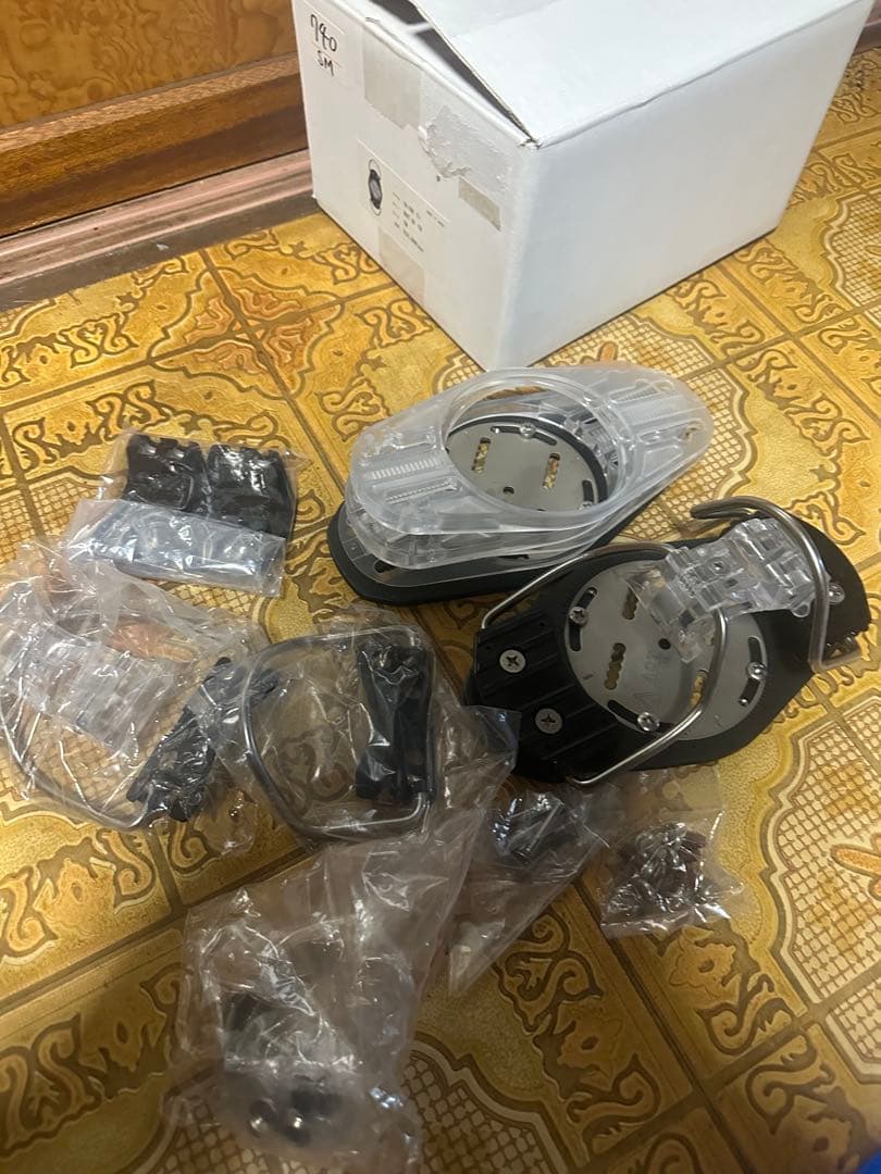 アクトギア　glide ti アルペンスノーボード　ビンディング