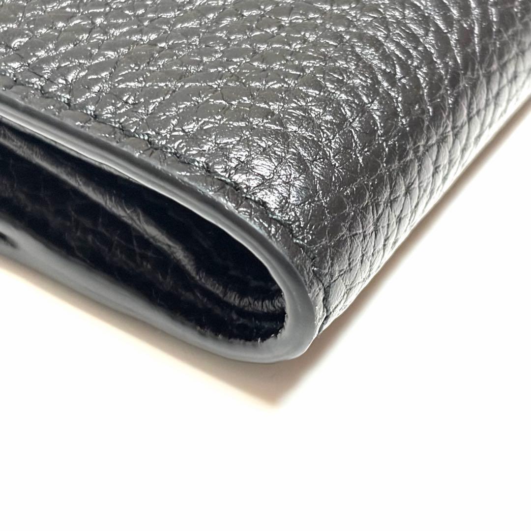 GUCCI 二つ折り財布 ブラック レザー シルバー 美品 未使用に近い 箱付き