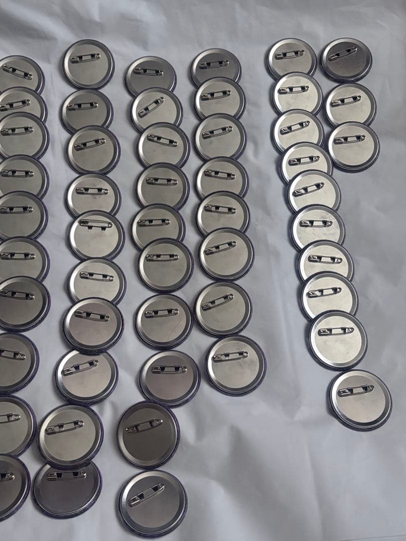 浦島坂田船 志麻 缶バッジ 看守 等身