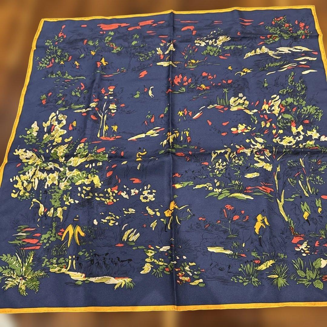 【新品未使用】マニプリ　manipuri シルクスカーフ　65cm