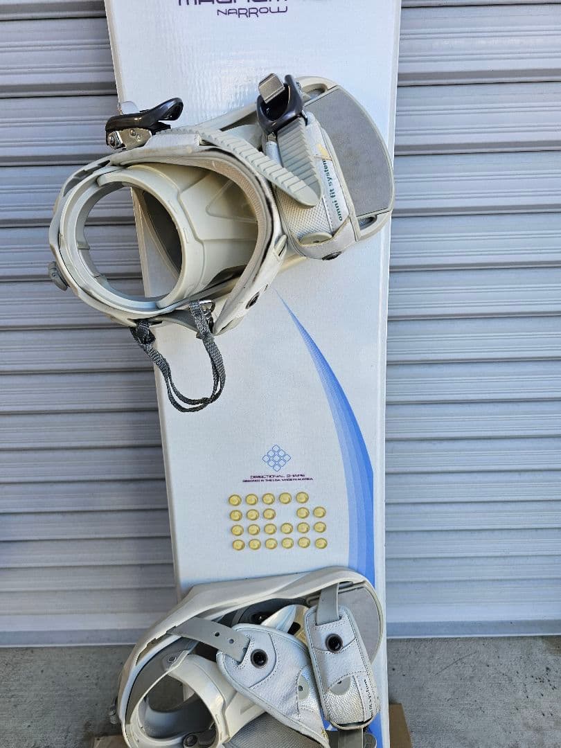 ナイトロのスノーボード/KissmarkのビンディングBURTONバッグ付き