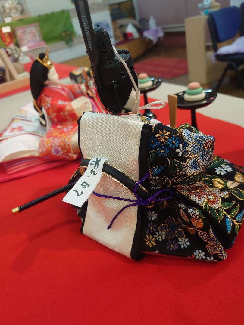 ●新品●　おひなさまセット　金襴衣装とお道具のセット