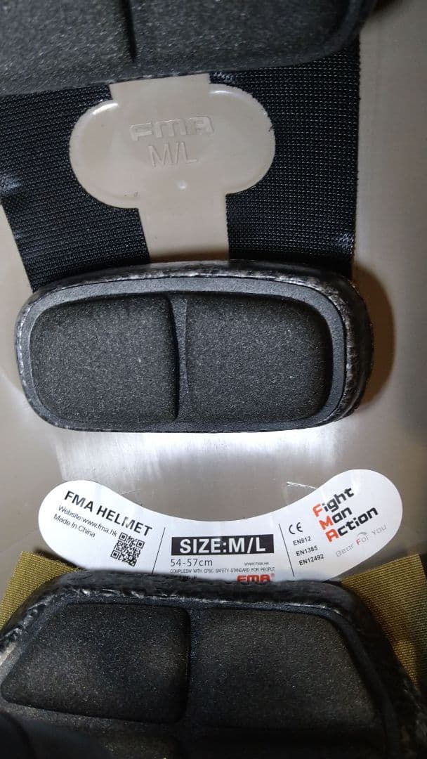 19.20日迄の限定値下げ！即使用可能ヘルメット！EARMOR.M32他装着済