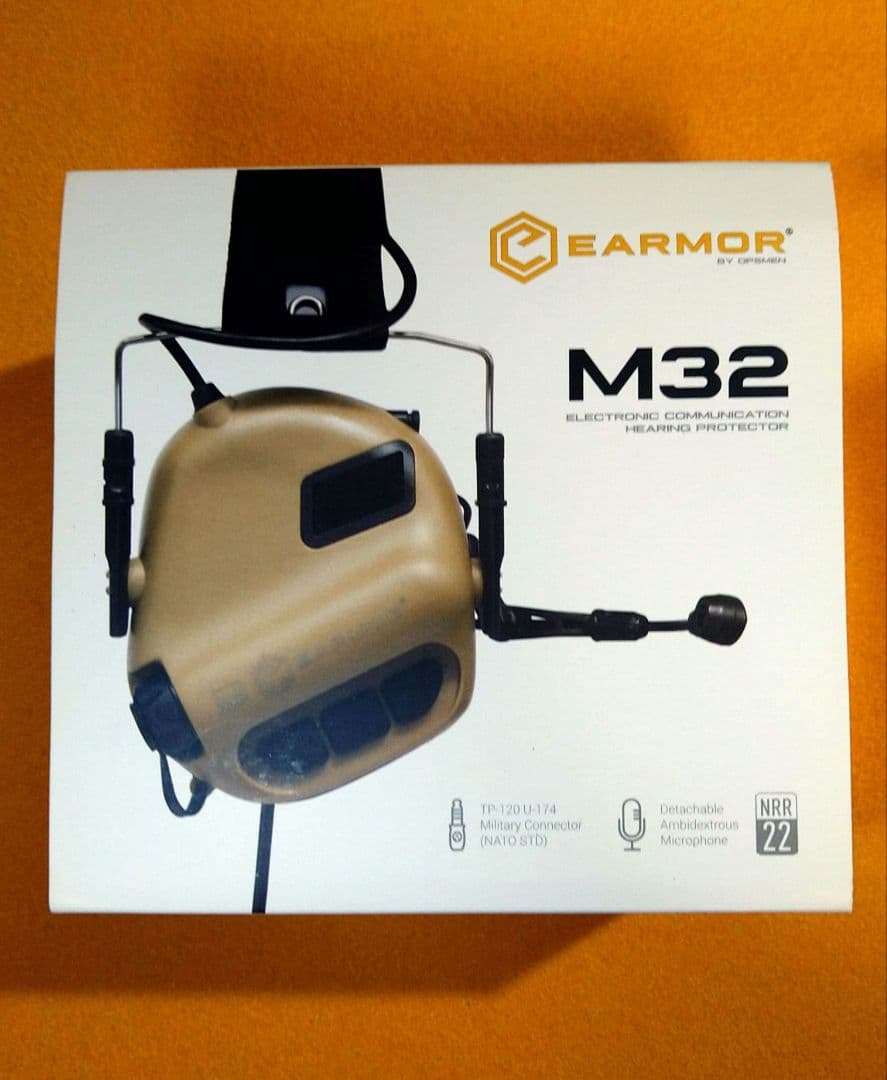 19.20日迄の限定値下げ！即使用可能ヘルメット！EARMOR.M32他装着済