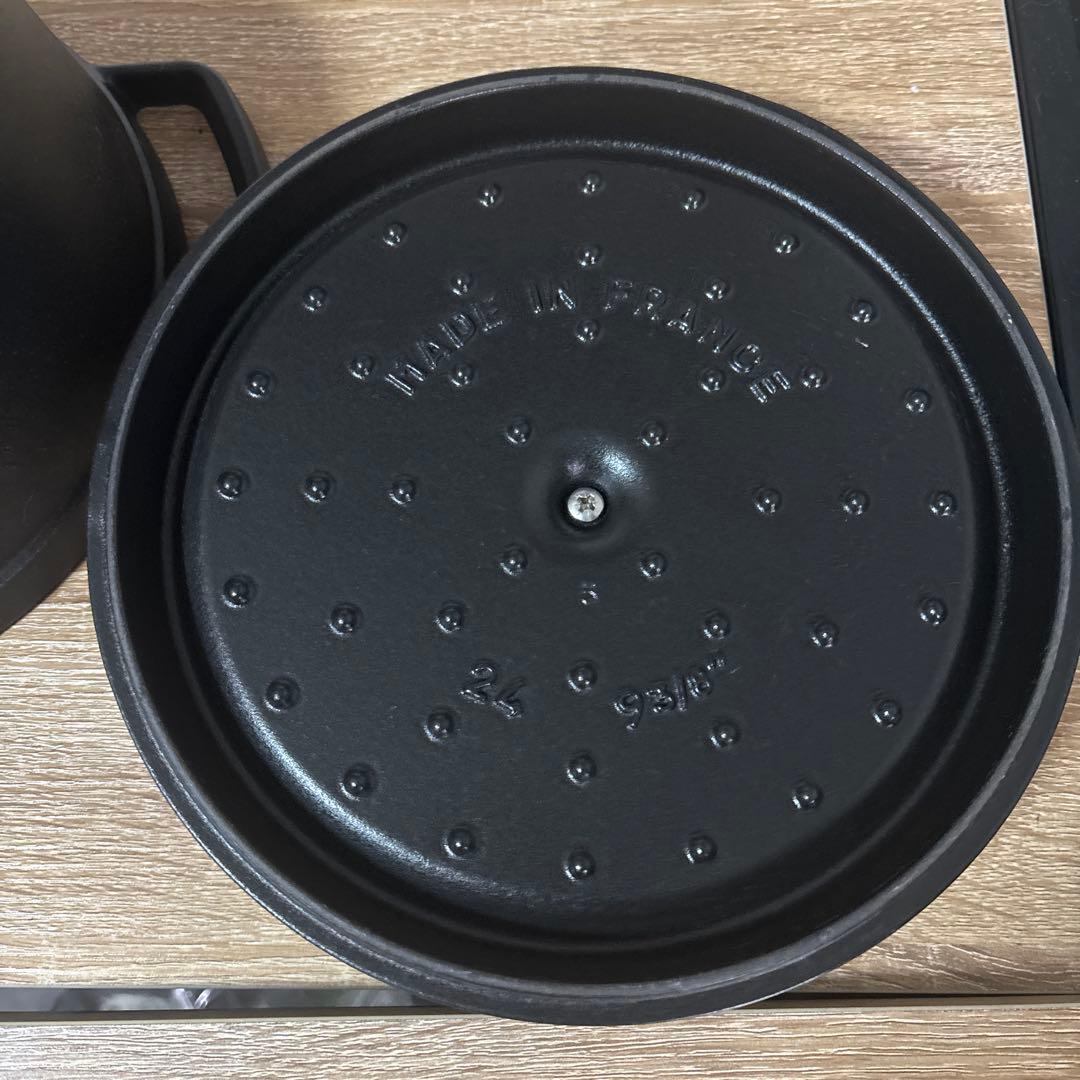 staub 24cm ラウンドココット　状態美品寄り　最安値