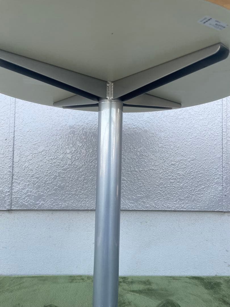 IKEA BILLSTA 丸テーブル