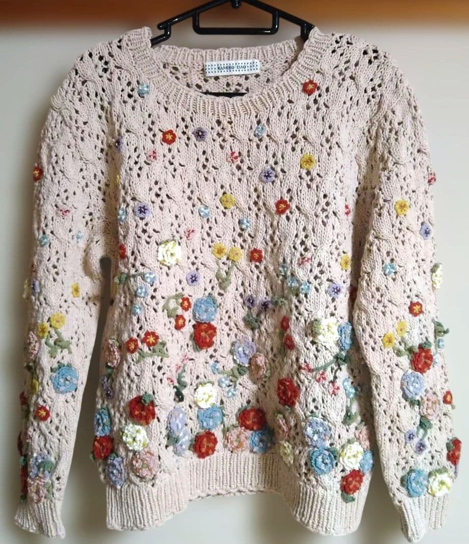 カラフル花モチーフピンクニットセーター カネコイサオ