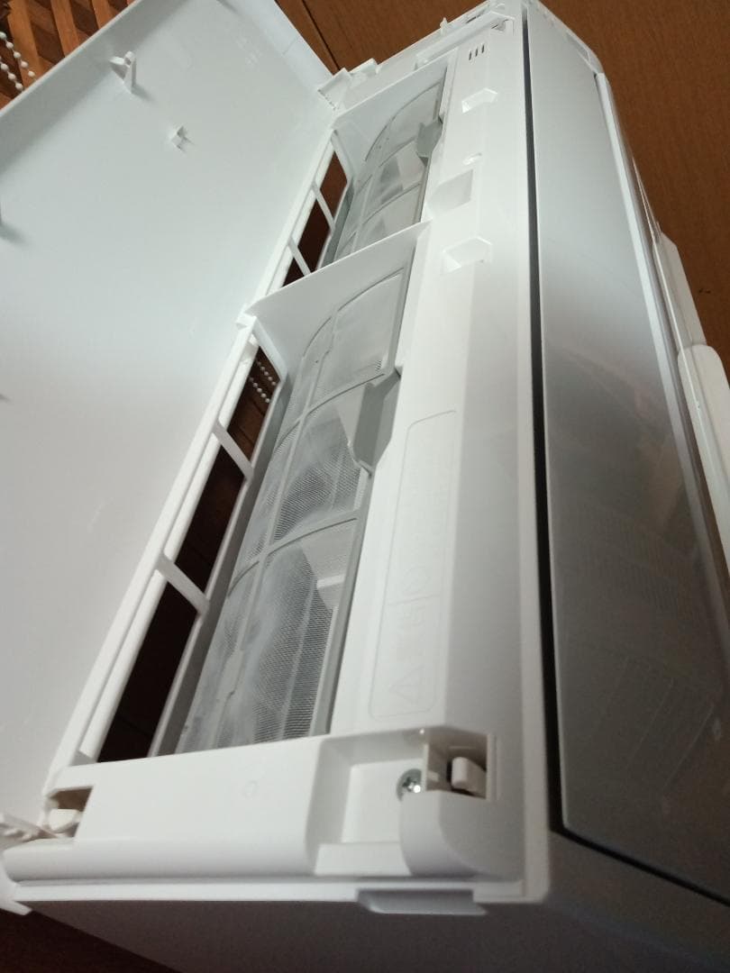 取付工事無料！取外し工事無料！配送込み！保証付！大型14畳用！希少な100V機種