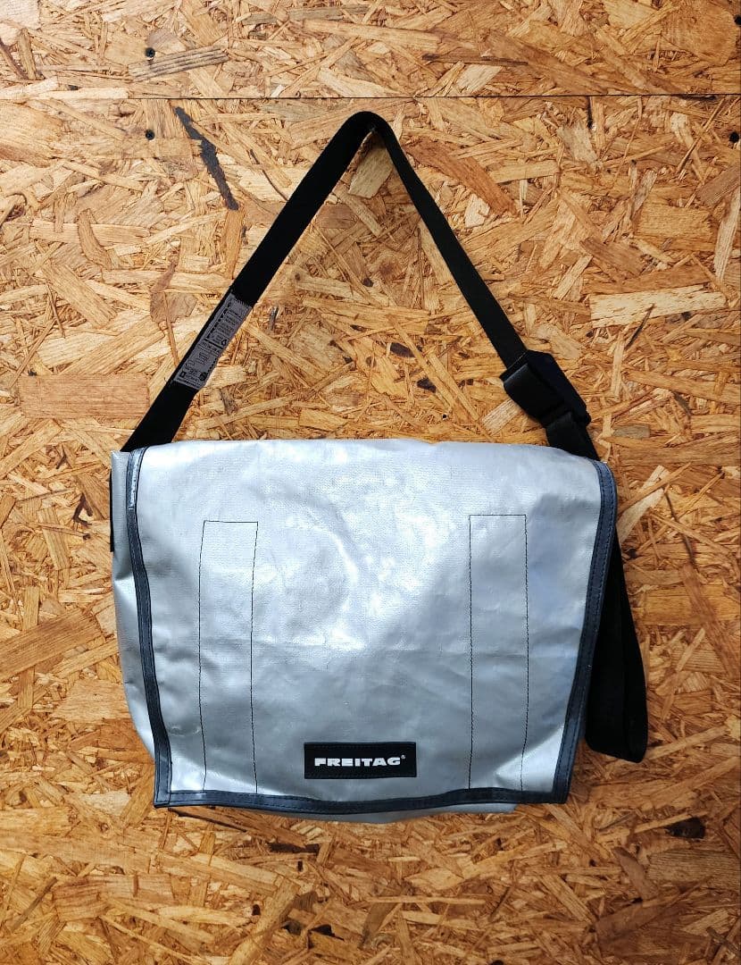 FREITAG　フライターグ　ショルダーバッグ