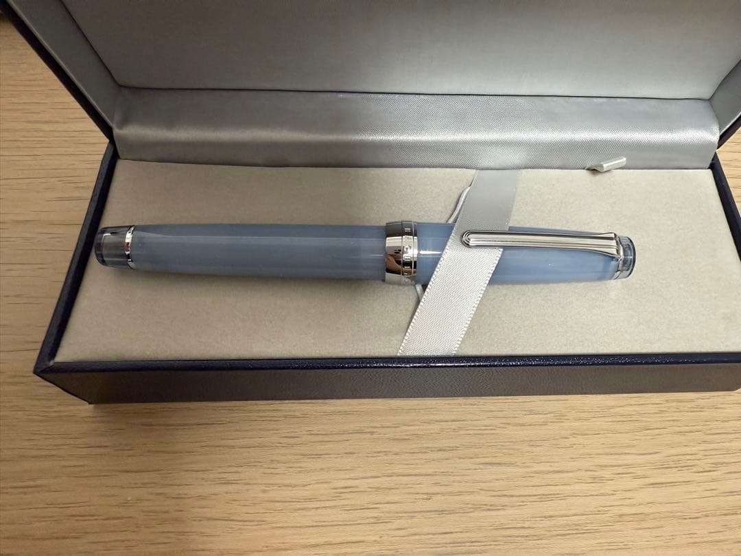 八文字屋　銀山スノーグレー　万年筆　パルムF