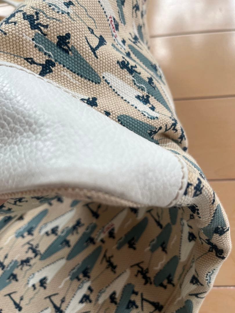 お値下げ中！トッズ　キャンバス地　バック　ユニセックス