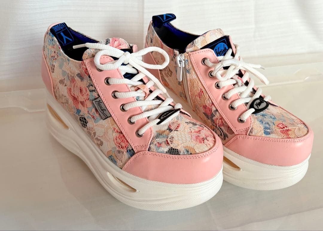 YOSUKE 花柄厚底シューズ　スニーカー