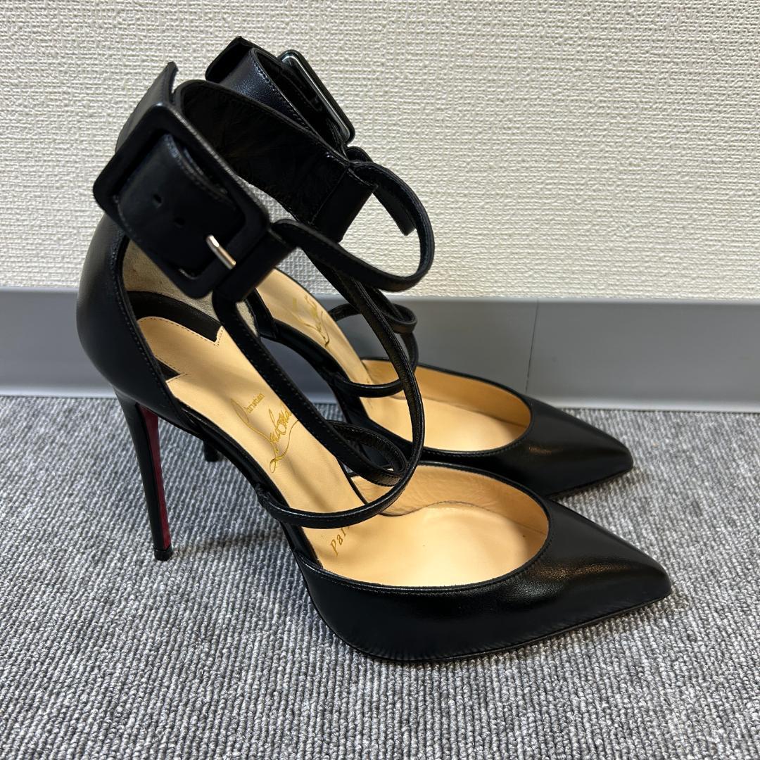 Christian Louboutin クリスチャンルブタン　ブラックハイヒール