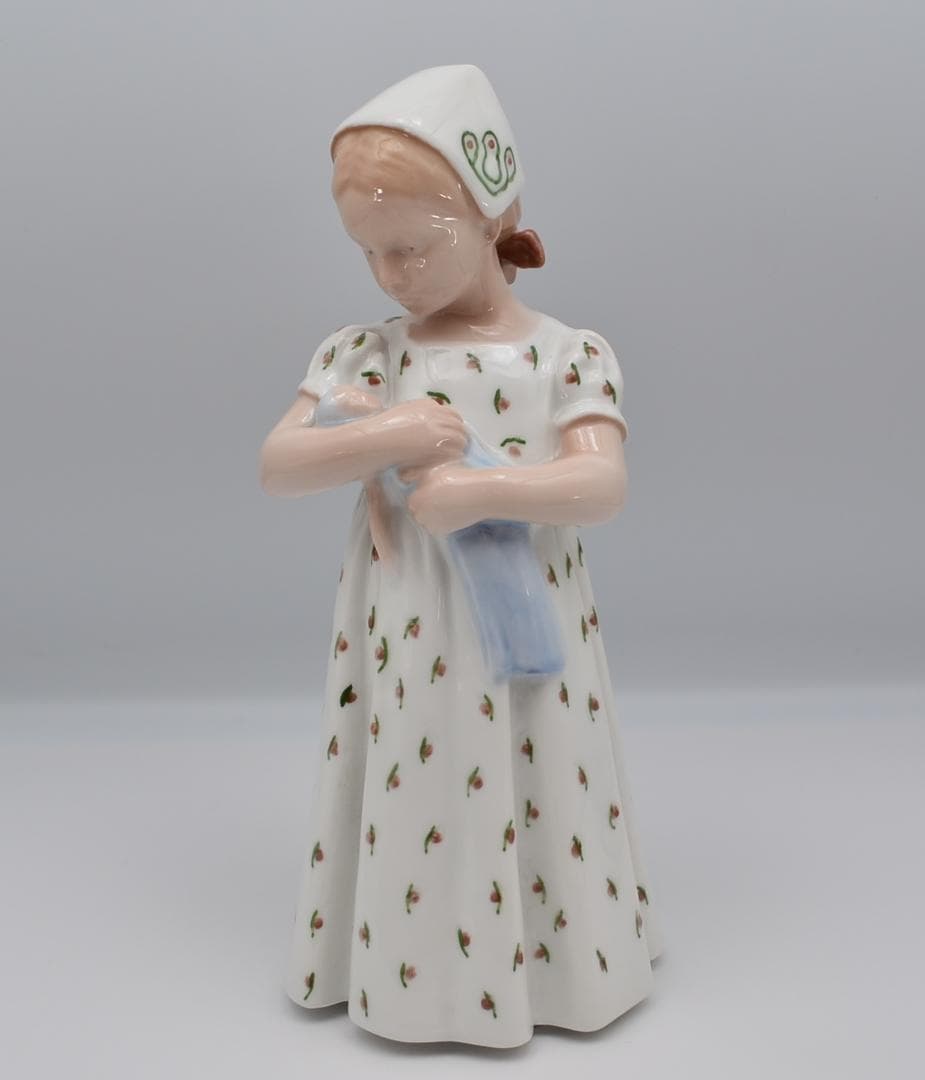 メアリーと人形　＃1721　No.5　★B＆G（ロイヤルコペンハーゲン）　絶版