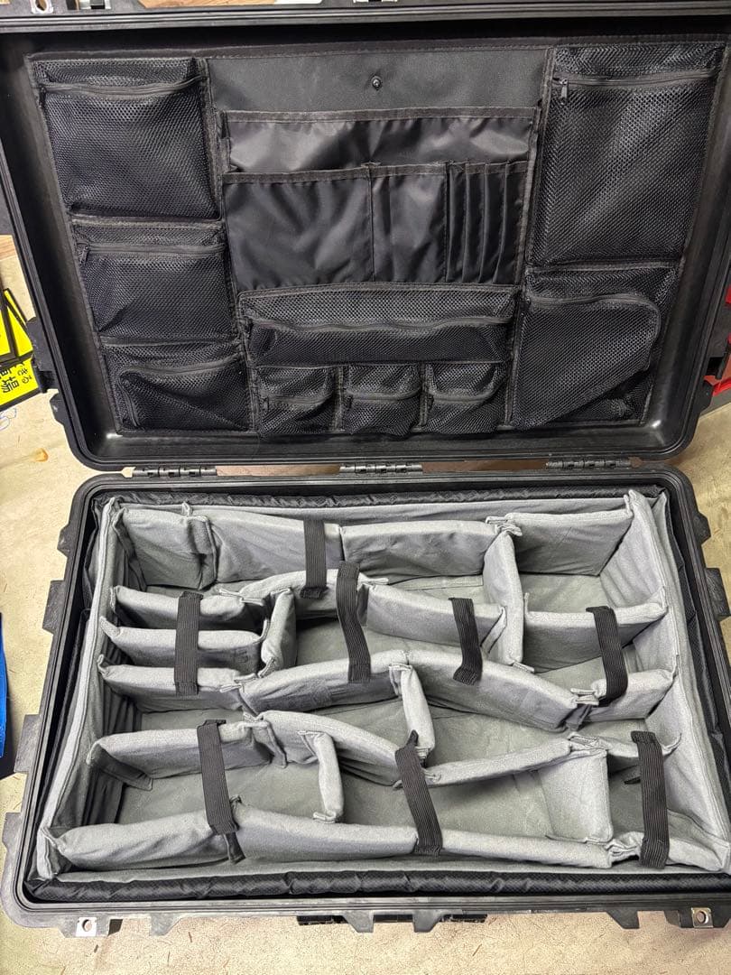 PELİCAN 1650 防水・耐衝撃ケース ディバイダー ハードケース