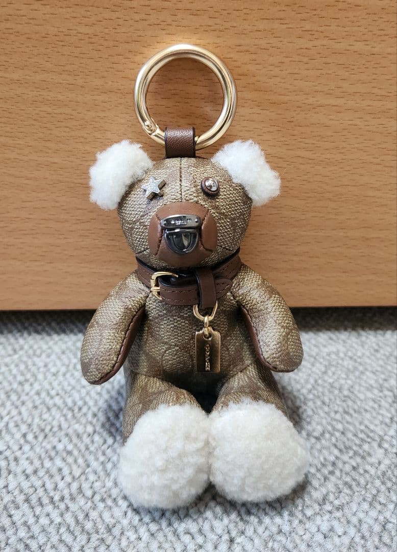 COACH　クマ型キーホルダー　ブラウン