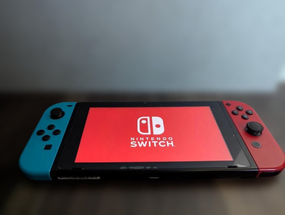 【ジャンク品】Switch本体(カード読込不良あり)