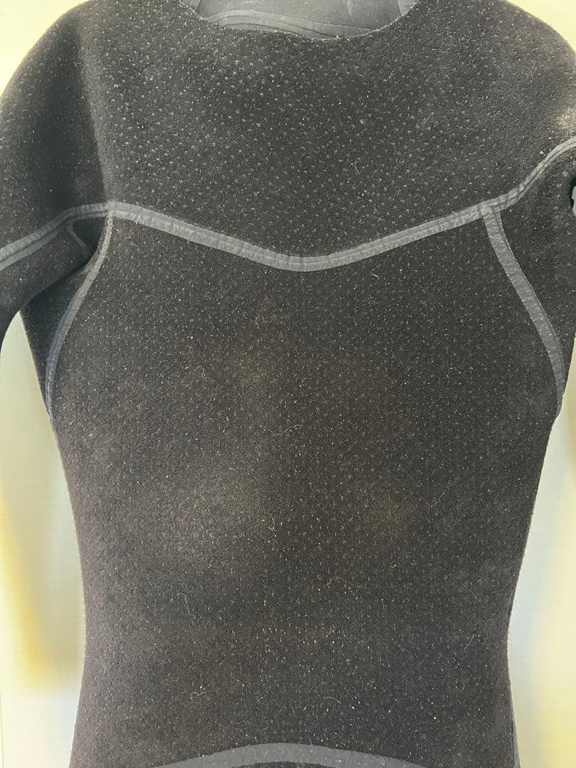 H*O様 4DIMENSIONS ウェットスーツ5㎜3㎜