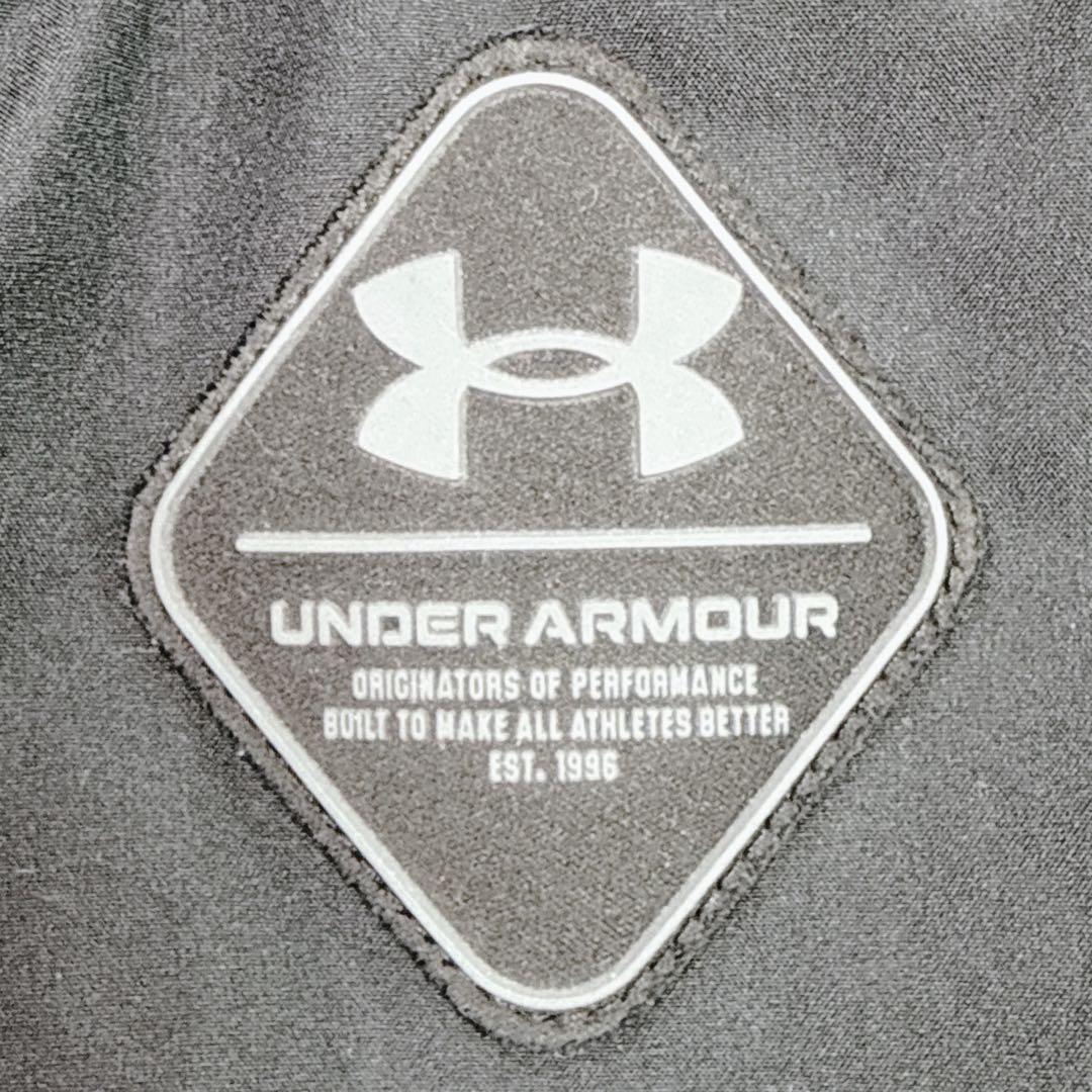 美品✨ アンダーアーマー　インサレーテッド ロングジャケット ベンチコート　現行