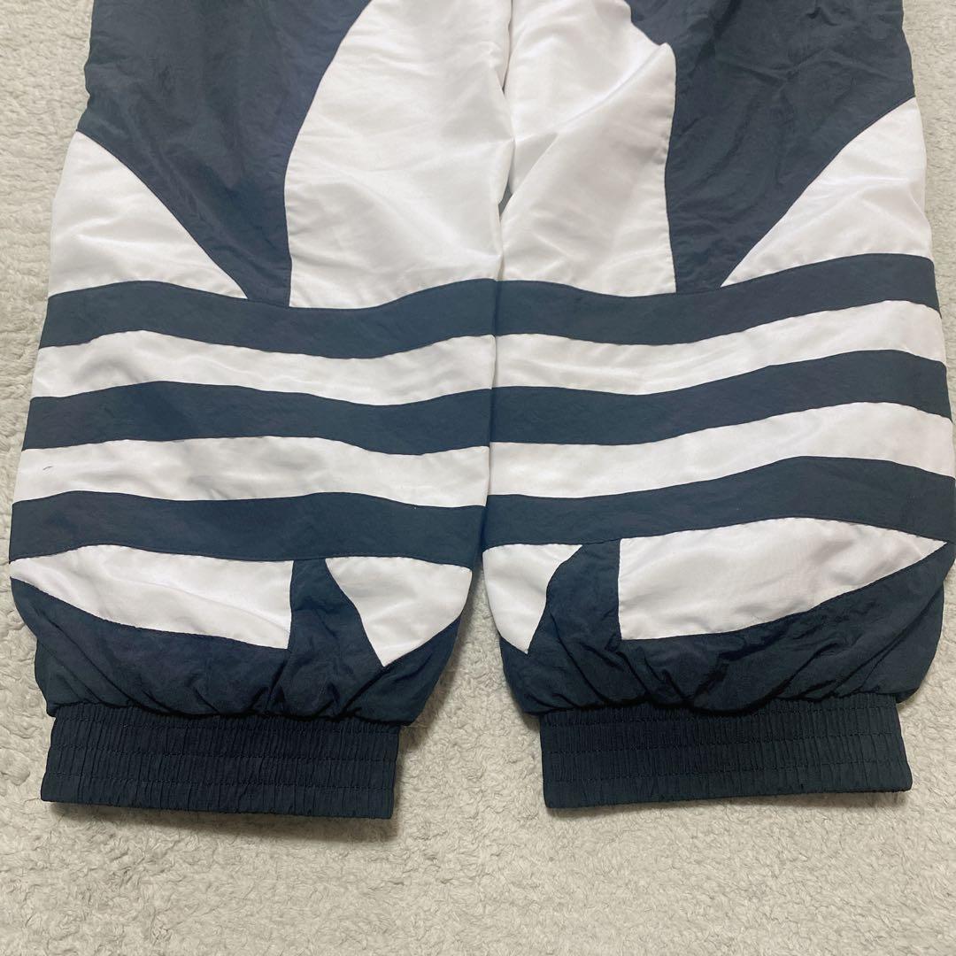 アディダス オリジナルス ビッグトレフォイル ナイロンセットアップ　黒（ L）