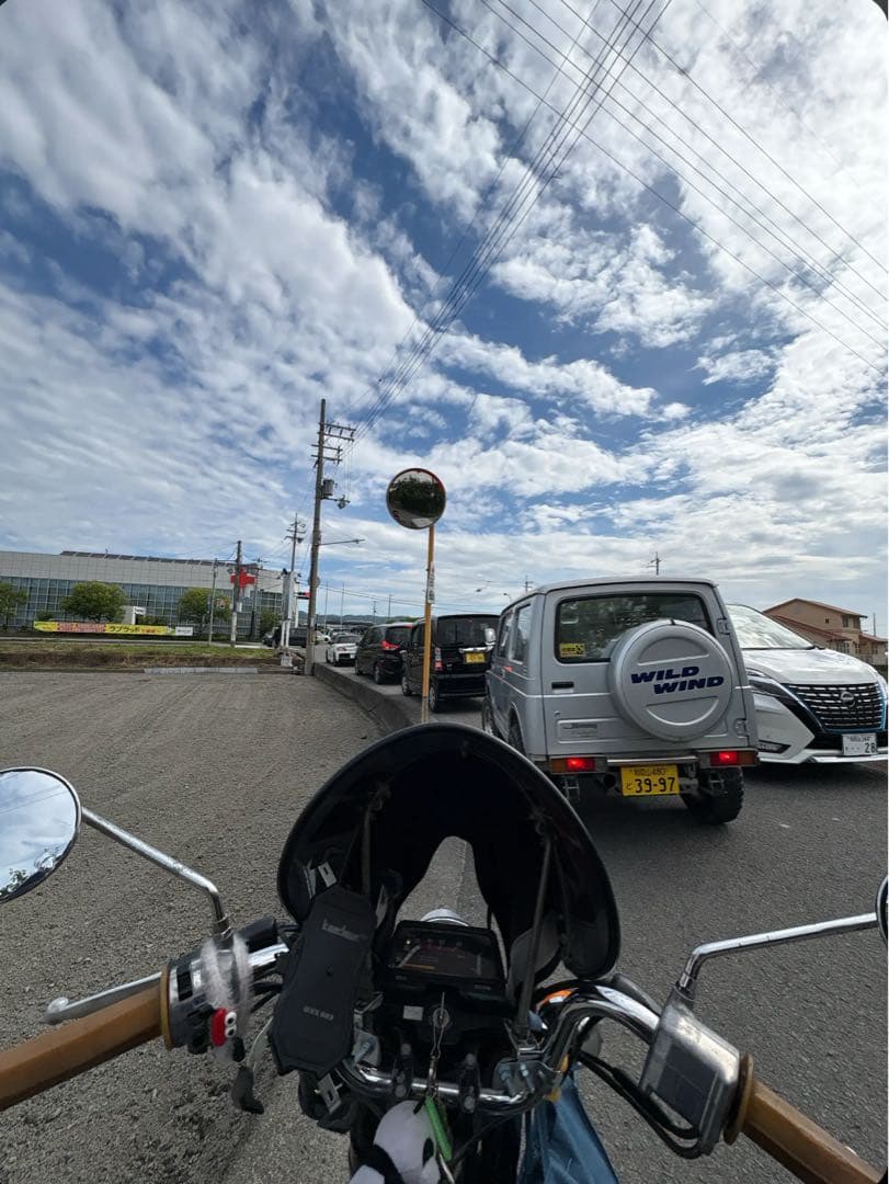 風防　シール剥がし跡あります