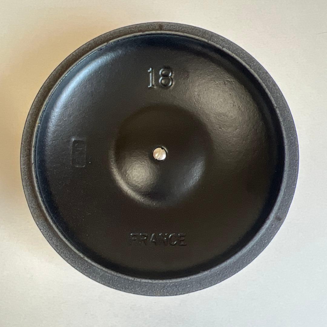 LE CREUSET ル・クルーゼココットエブリィ18cmクリーム色