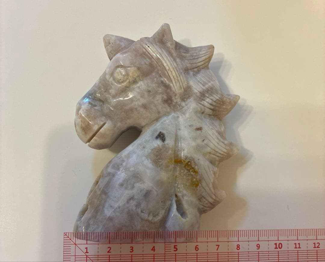馬の石彫刻 ピンクアメジスト
