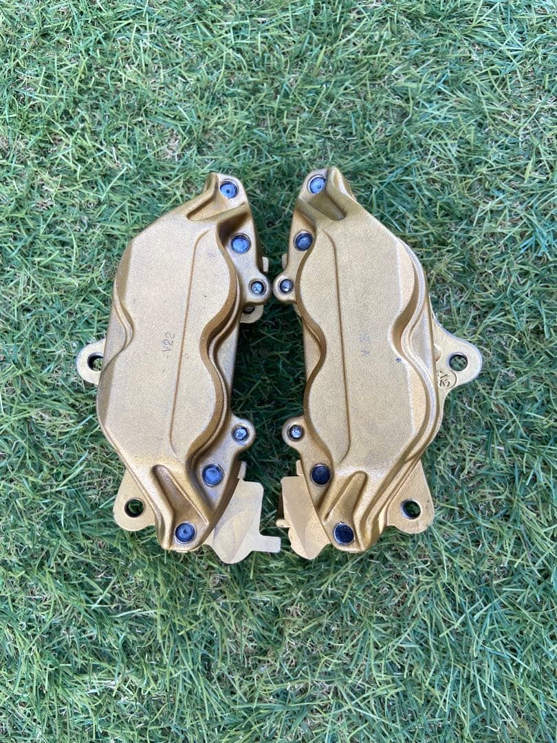 HONDA CB400SF NC39 NISSIN純正フロントブレーキキャリパー