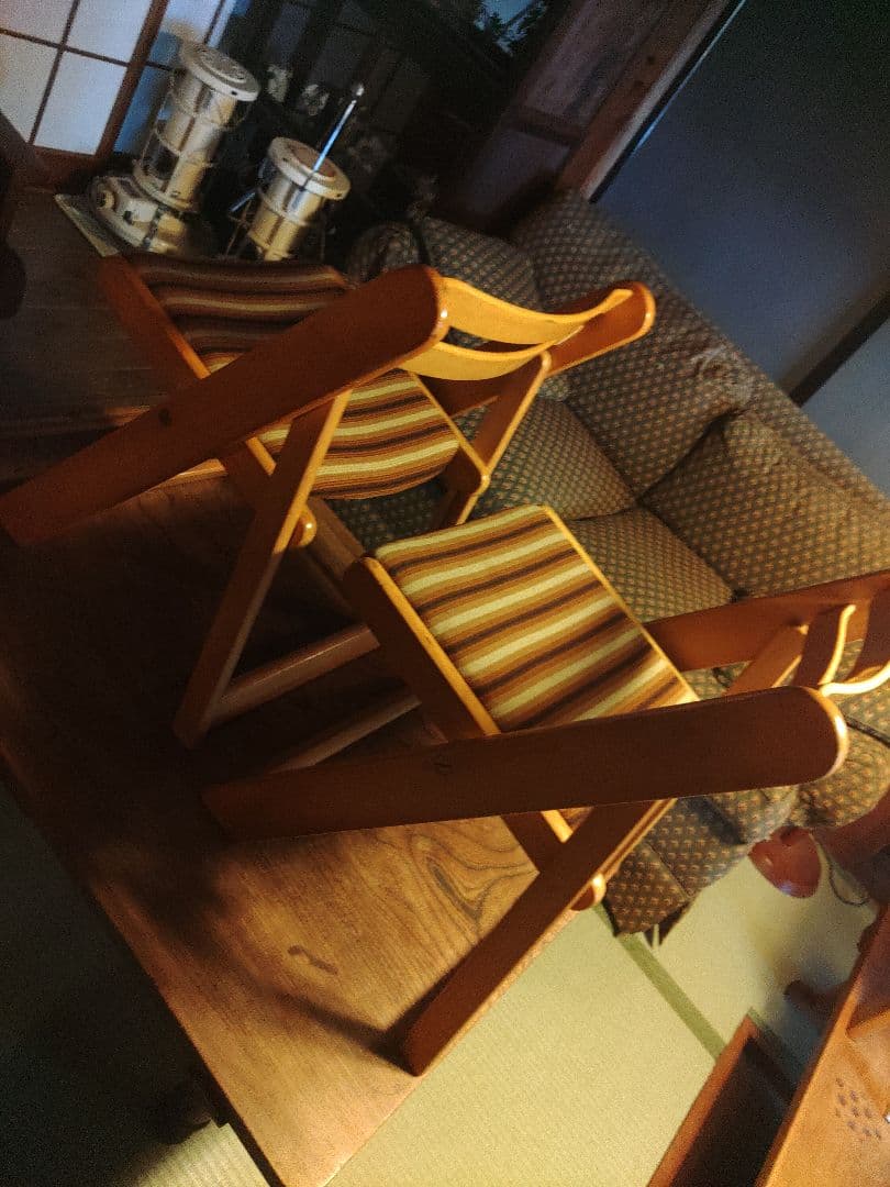 希少　折りたたみチェア　モケット　アンティーク　レトロ　ヴィンテージ　椅子