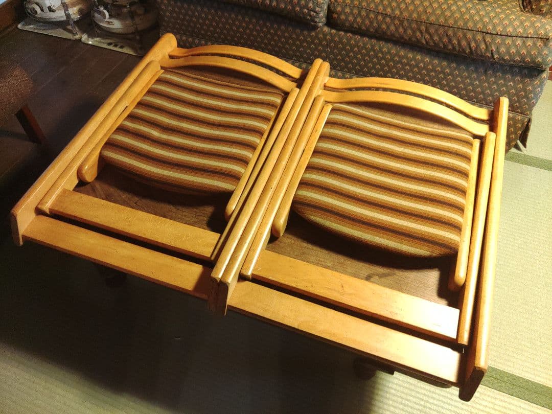 希少　折りたたみチェア　モケット　アンティーク　レトロ　ヴィンテージ　椅子