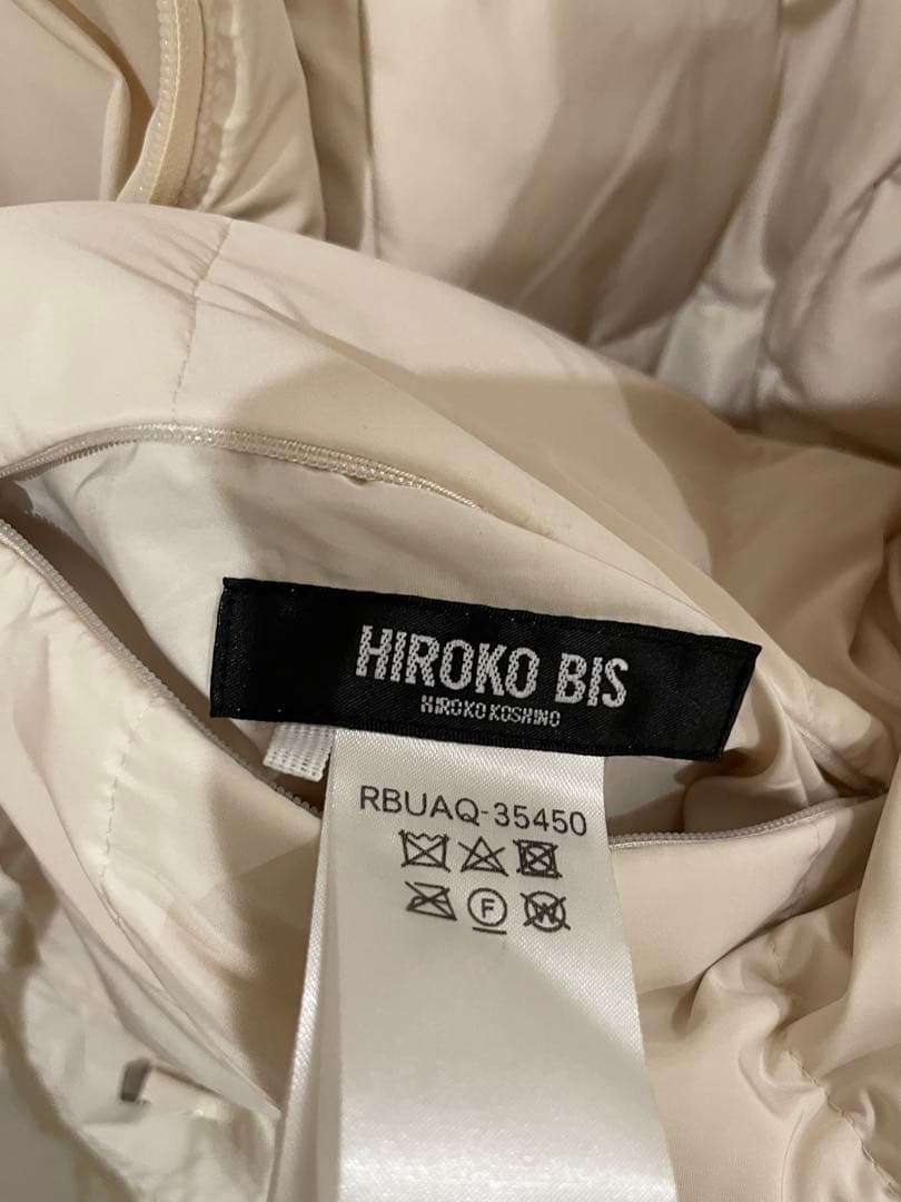HIROKO BIS リバーシブルタフタショート　ダウンジャケット