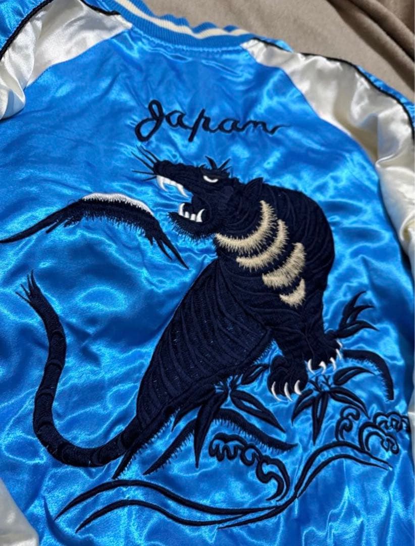 GUMU vintage 虎 鷲 日本限定 スカジャン サテン unisex