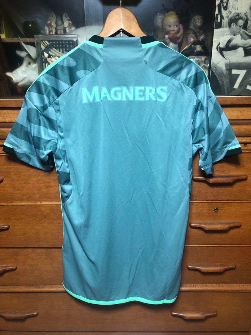 アディダス　セルティック　ユニフォーム