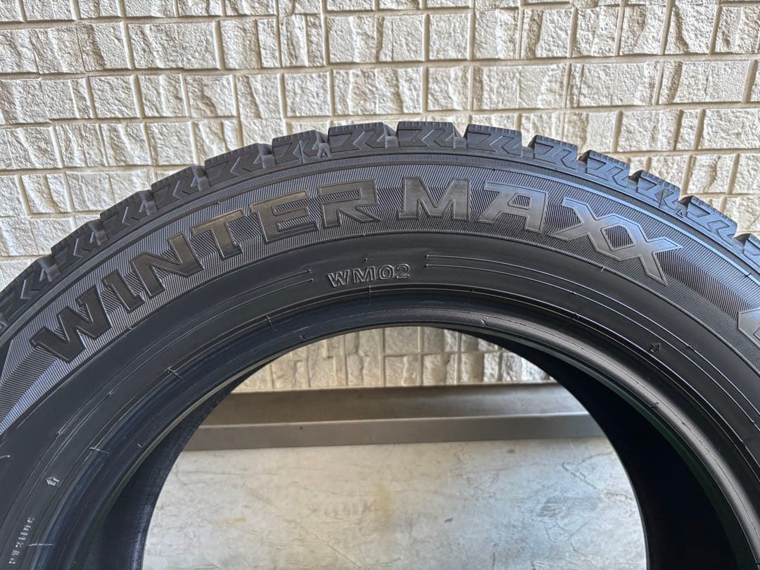 ①【グリコ‼️】205/60R16 ダンロップウィンターマックス02