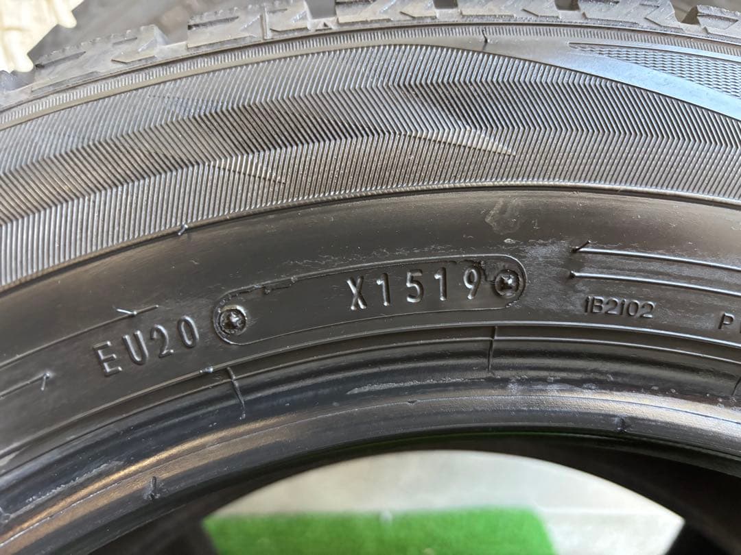 ①【グリコ‼️】205/60R16 ダンロップウィンターマックス02