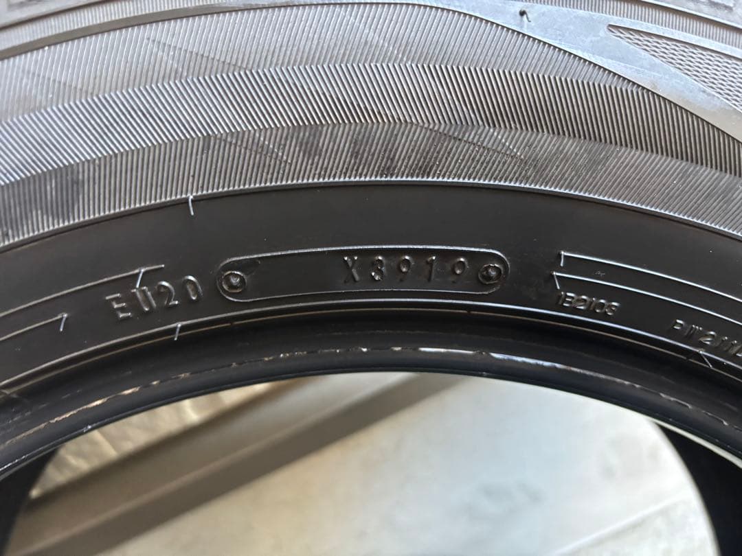 ①【グリコ‼️】205/60R16 ダンロップウィンターマックス02