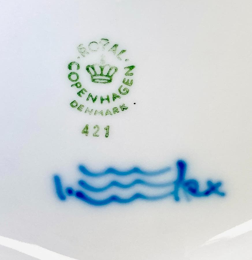 ロイヤルコペンハーゲン ブルーフルーテッドプレイン6角プレート 22cm