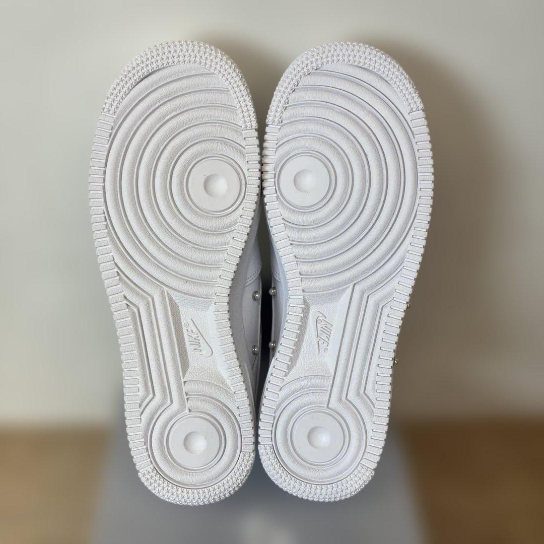 新品未使用WMNS AIR FORCE 1 '07 SE 24cm ホワイト