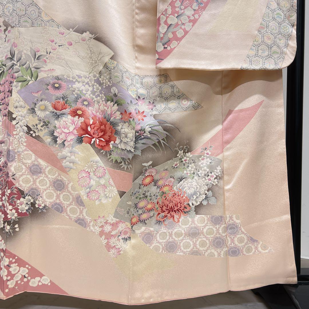 振袖　刺繍　牡丹　乱菊　霞　熨斗　花模様　成人式　着物　125tz