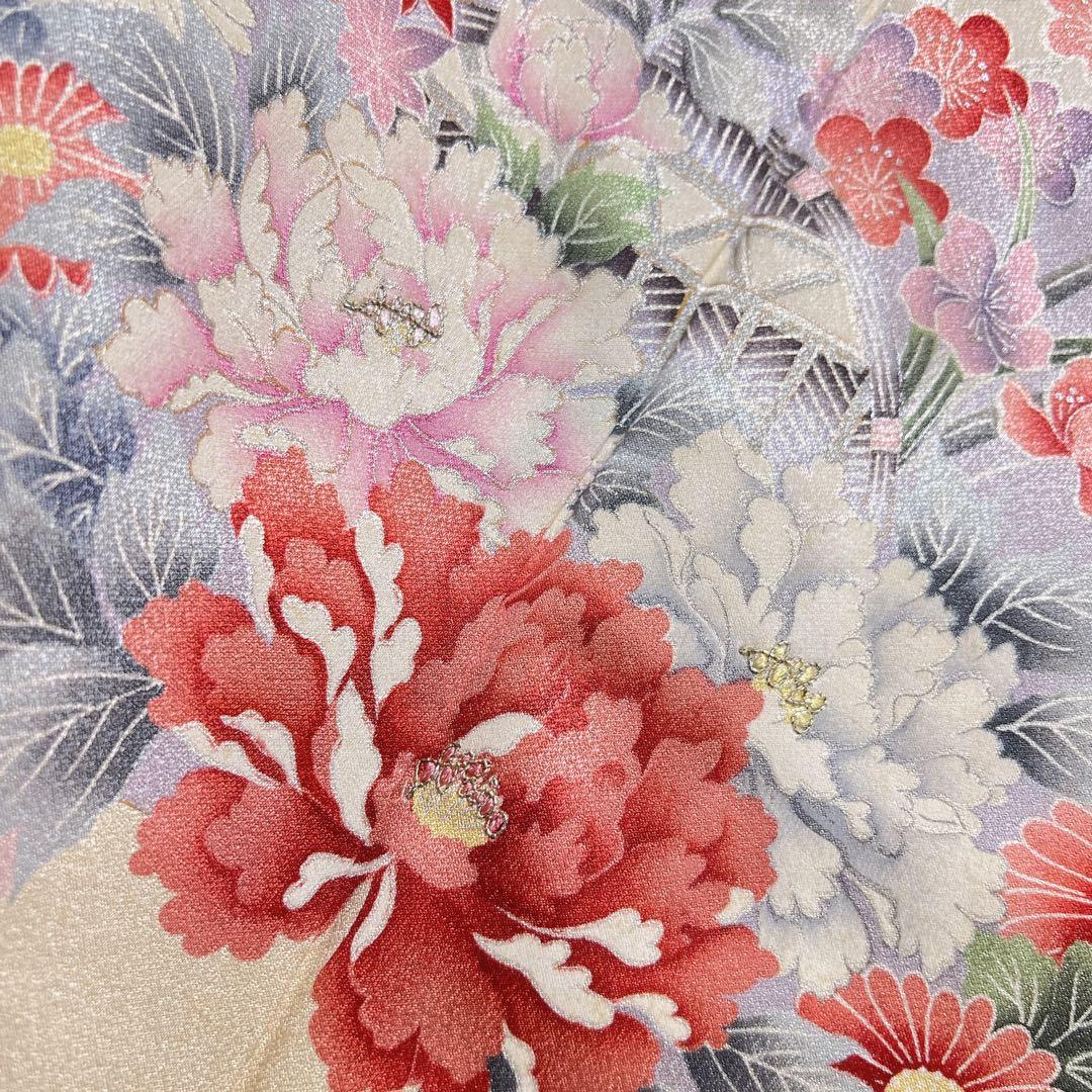 振袖　刺繍　牡丹　乱菊　霞　熨斗　花模様　成人式　着物　125tz