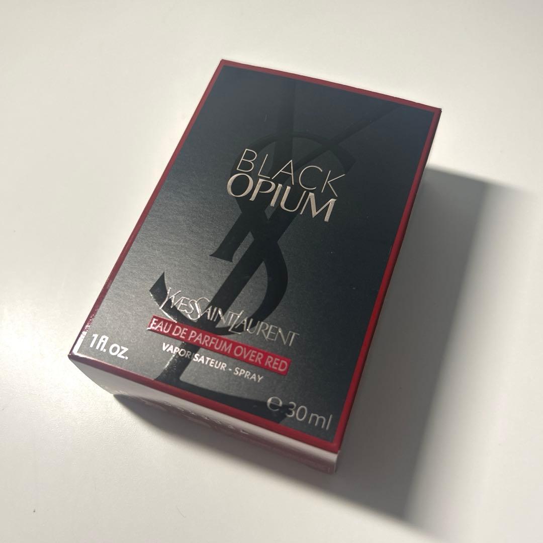 イヴ・サンローラン ブラックOP オーデパルファム オーバーレッド