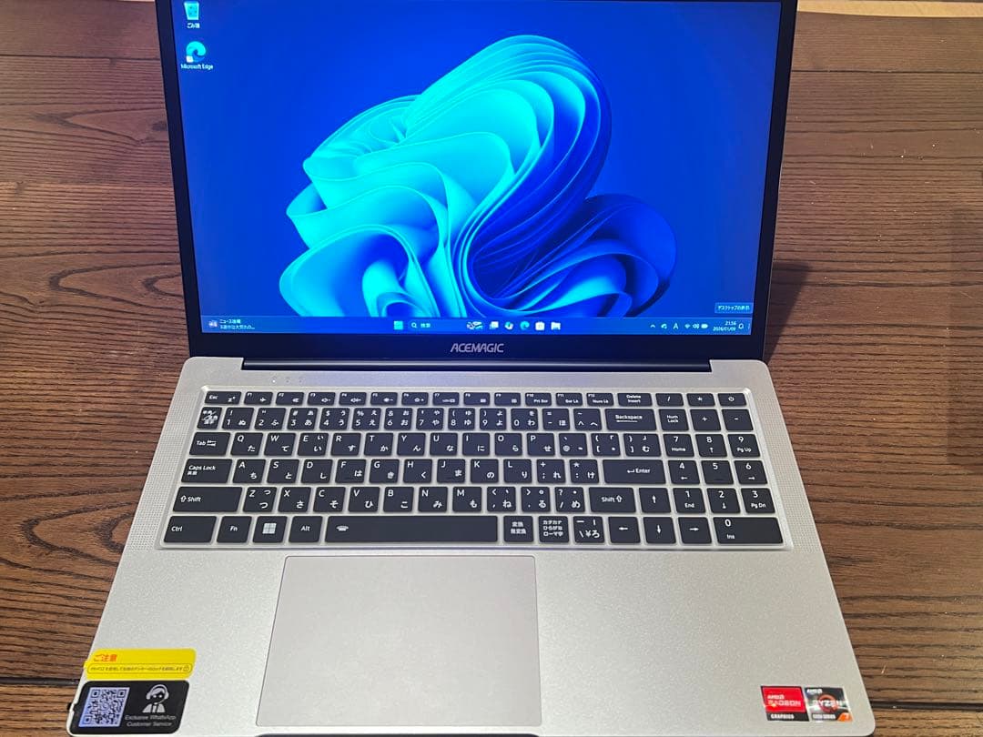 美品　ACEMAGIC AX16 Pro ノートパソコン 16インチ