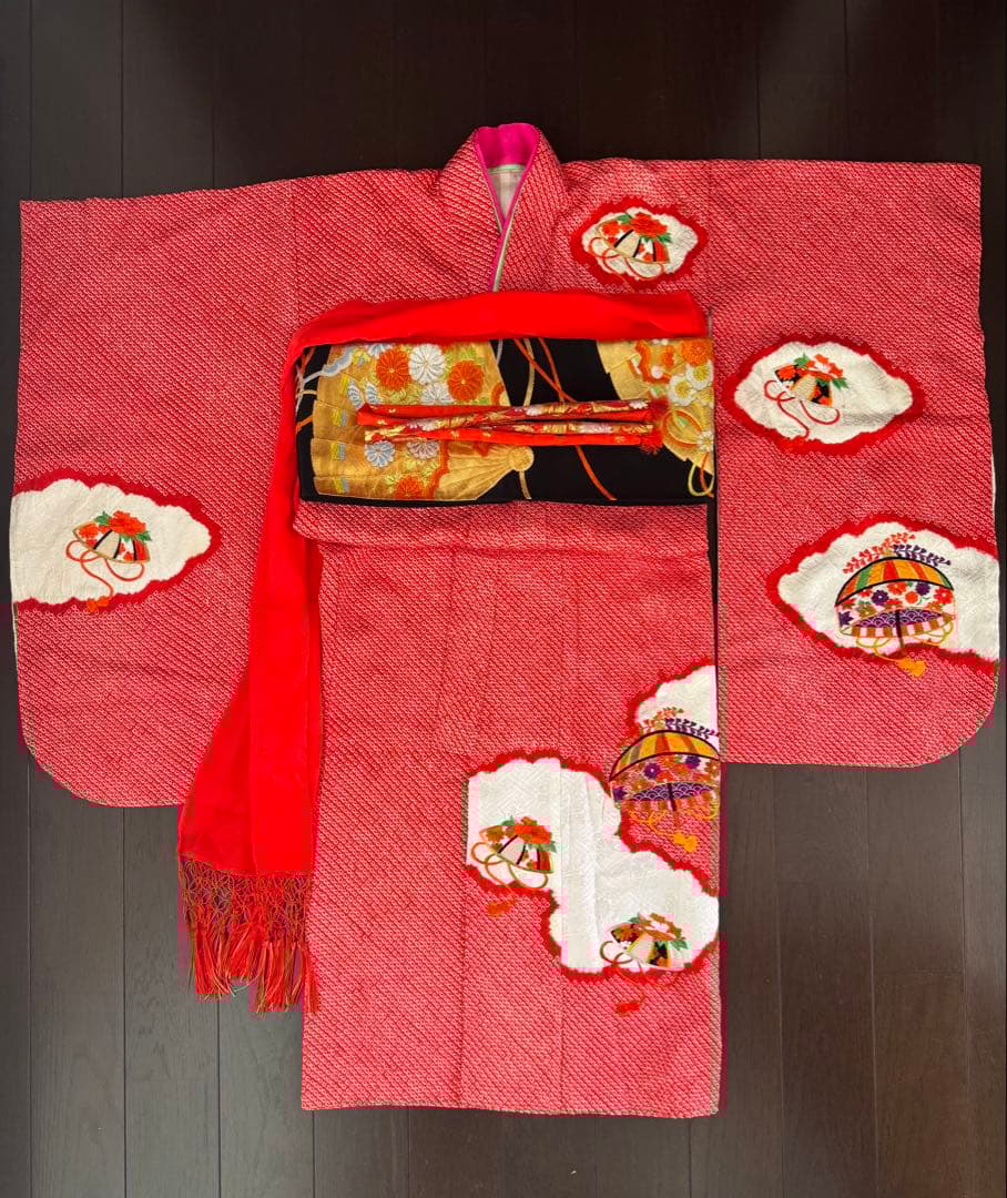赤色花柄刺繍着物 七五三用　正絹総絞り　7歳