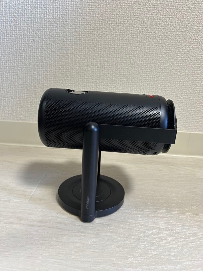 ⭐️早い者勝ち‼️ ネビュラカプセル3プロジェクター 360°三脚、スクリーン付き‼️