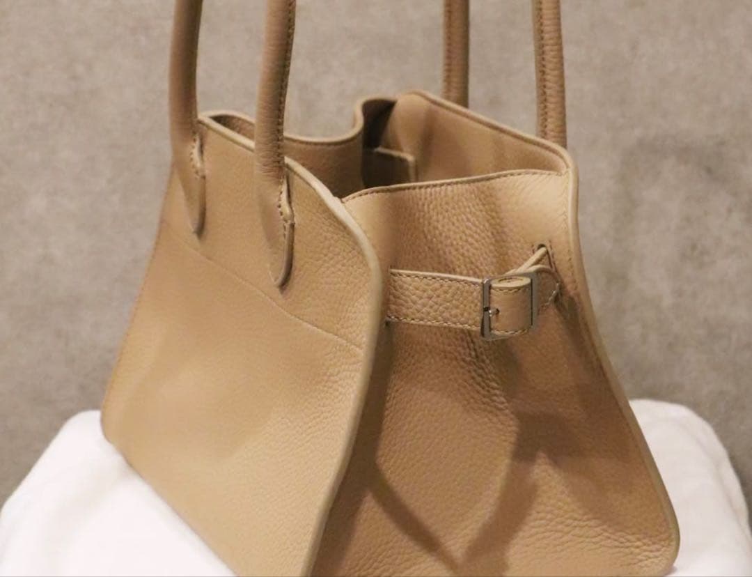 完売品 リアルレザートートバッグ 大収納 the ROW マルゴー 風デザイン