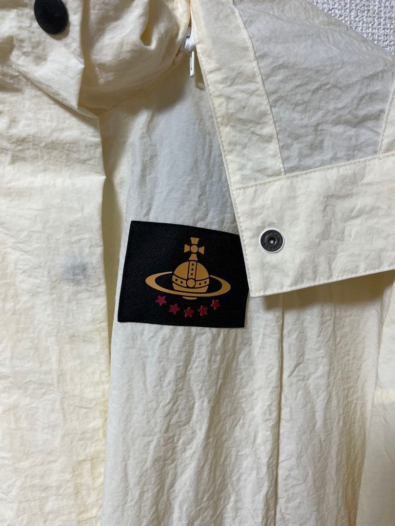 ヴィヴィアン・ウエストウッド（Vivienne Westwood）ポンチョコート