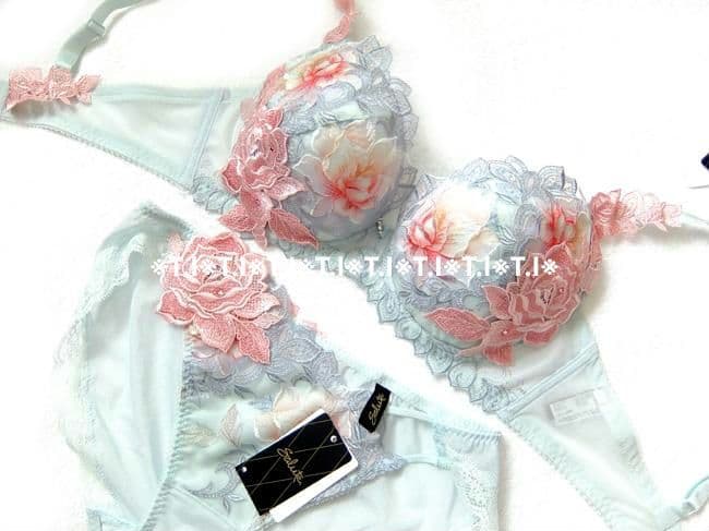 サルート/マレフィセント　E75＆ノーマルショーツL　GB　97G　店舗限定