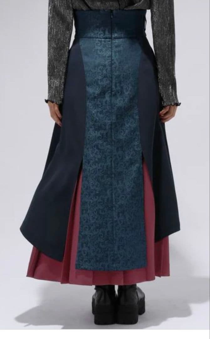 Ado HARE プリーツロングスカート